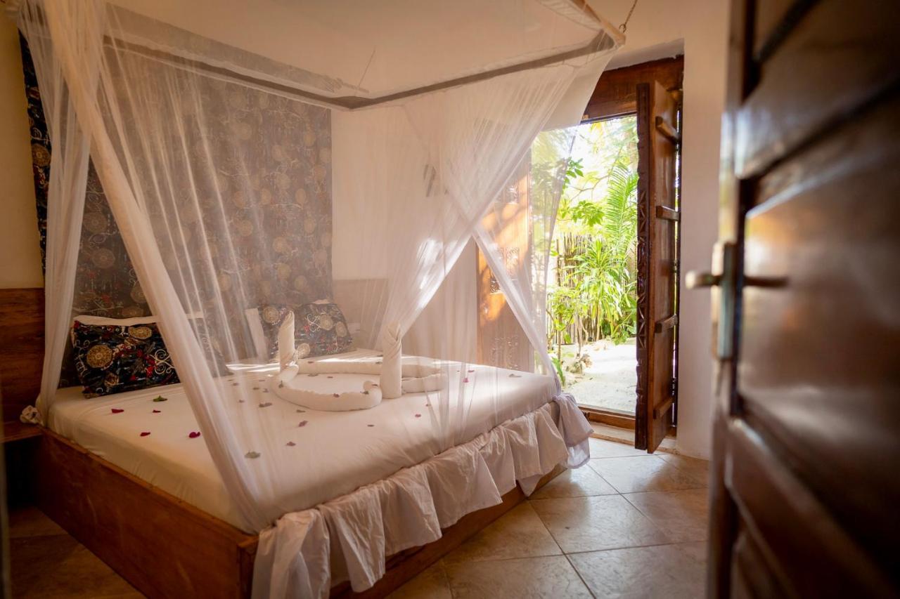 Sunrise Bed & Breakfast Jambiani  Exterior photo