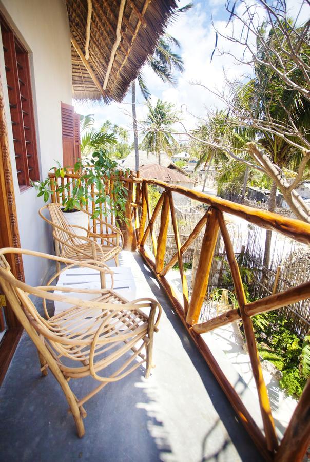 Sunrise Bed & Breakfast Jambiani  Exterior photo